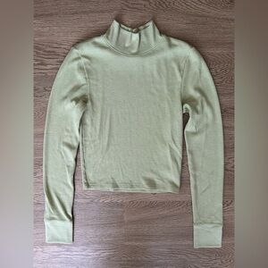 American Eagle Light Green Ribbed Turtleneck Size M